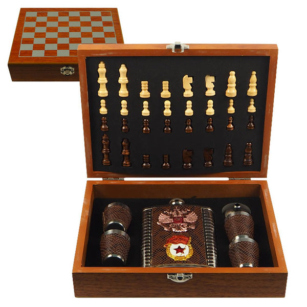 Flachmann-Set "Russia Bronze", aus Edelstahl, 240 ml. inkl. Schachspiel